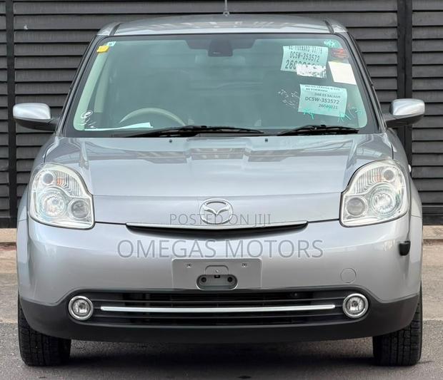 Mazda Verisa 2011 Gray