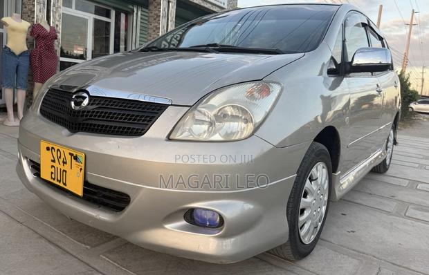 Toyota Corolla Spacio 1.5 X 2005 Beige