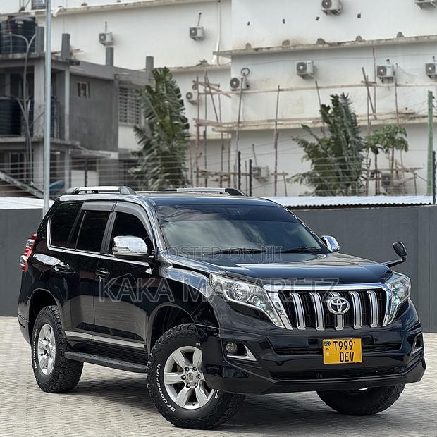 Toyota Land Cruiser Prado 2013 Black