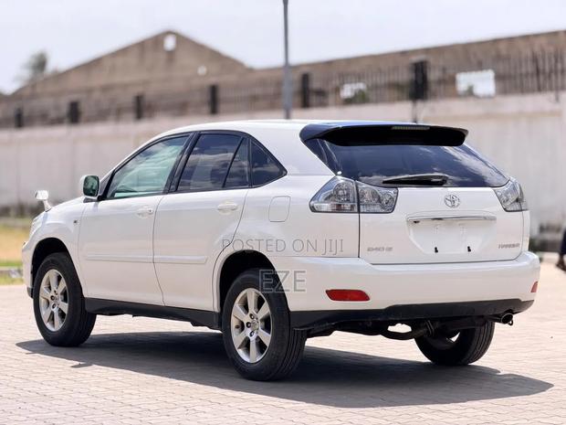 Toyota Harrier 2003 White