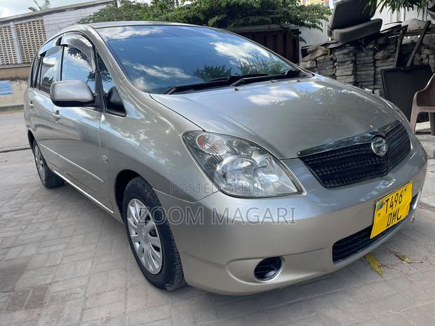 Toyota Corolla Spacio 2002 Beige