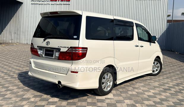 Toyota Alphard 2006 White