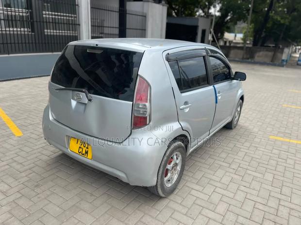 Toyota Passo 2004 Silver