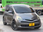 Toyota Ractis 2005 Gray for sale