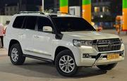 Toyota Land Cruiser 4.5 V8 TD 2018 White for sale