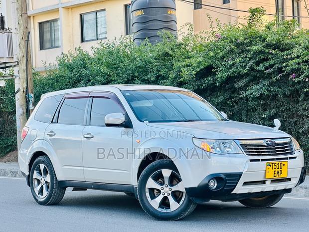 Subaru Forester 2009 White
