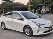 Toyota Prius 2017 Pearl for sale