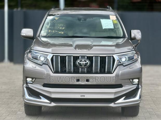 Toyota Land Cruiser Prado 2.7 2023 Burgundy