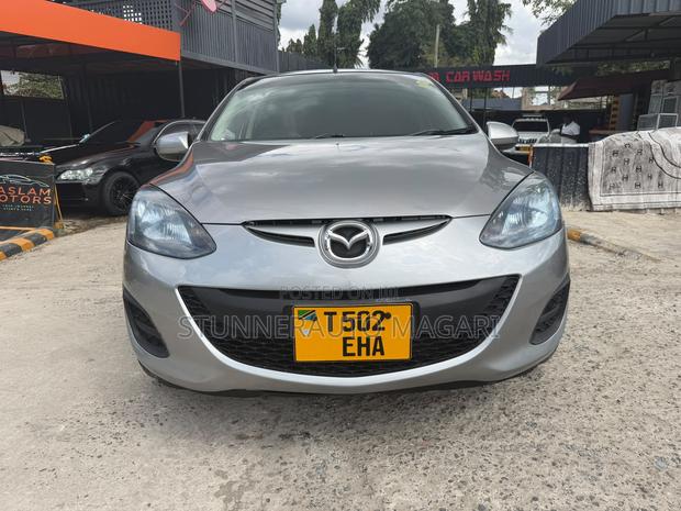 Mazda Demio 2014 Gray