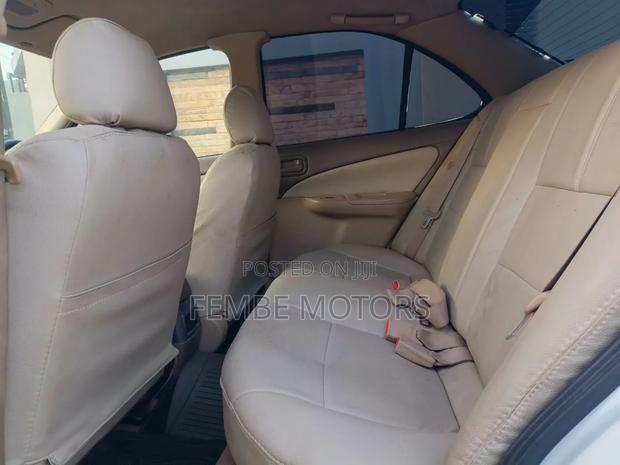 Nissan Sunny 2001 White
