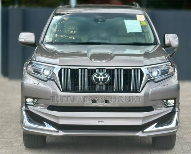 Toyota Land Cruiser Prado 2023 Brown
