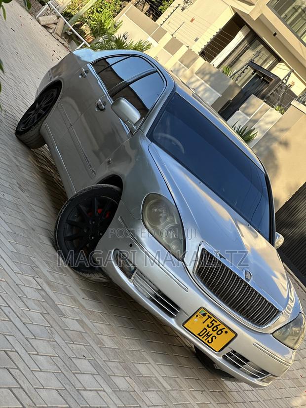 Toyota Brevis 2004 Silver