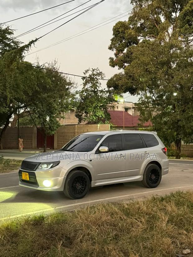 Subaru Forester 2009 Silver