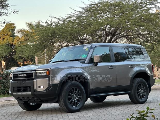 Toyota Land Cruiser Prado 2024 Gray