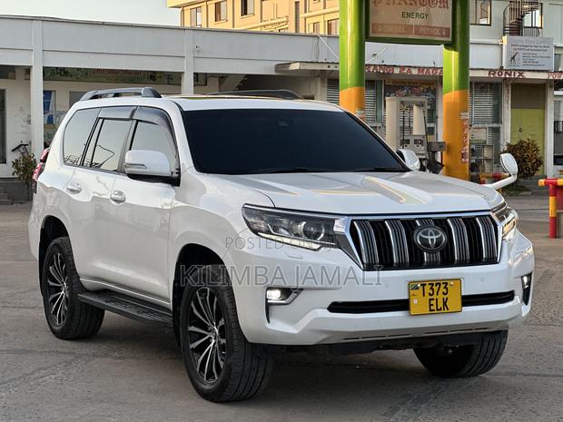 Toyota Land Cruiser Prado 2020 White