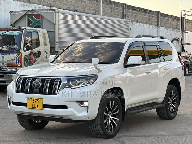 Toyota Land Cruiser Prado 2020 White