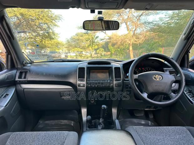 Toyota Land Cruiser Prado 2007 Black