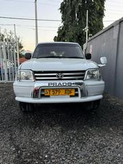 Toyota Land Cruiser Prado 2002 White for sale