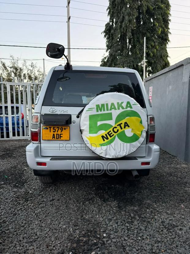 Toyota Land Cruiser Prado 2002 White