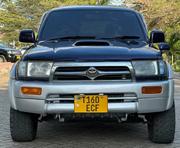 Toyota Hilux Surf 3.0DT 2000 Blue for sale