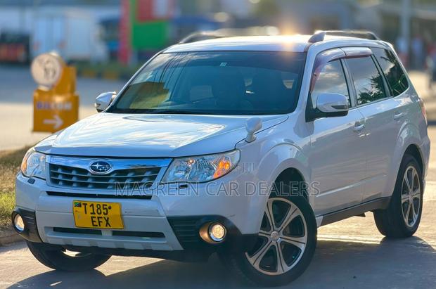 Subaru Forester 2011 White