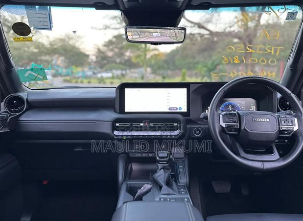 Toyota Land Cruiser Prado 2024 Gray