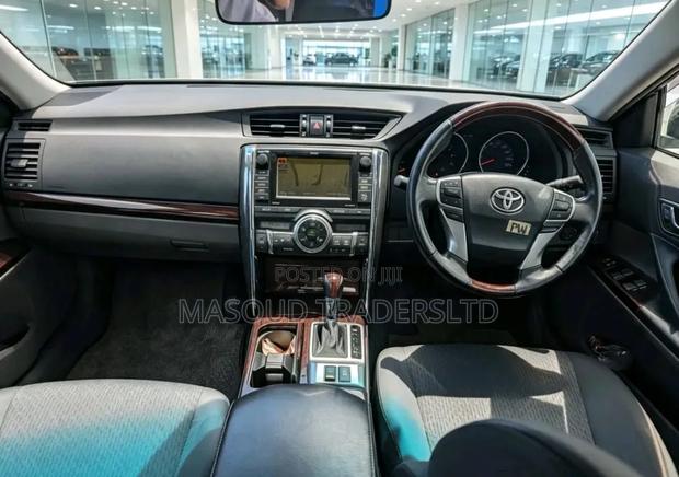Toyota Mark X 2014 White