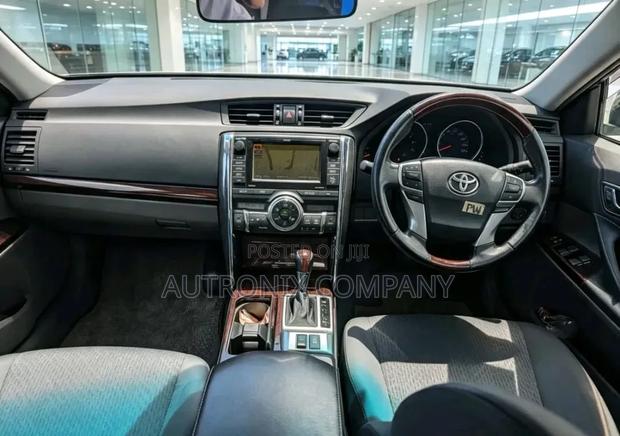 Toyota Mark X 2014 White