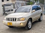 Toyota Kluger 2003 Gold for sale