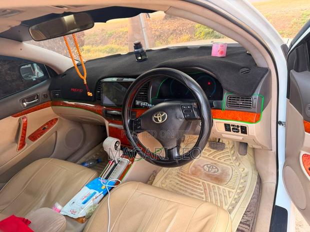 Toyota Premio 1.5 FWD 2005 White