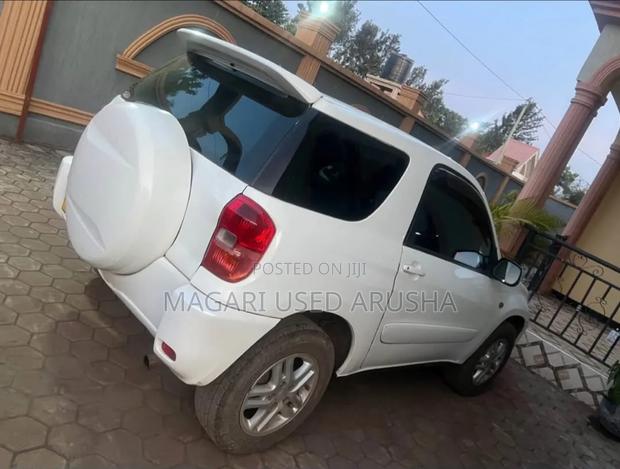 Toyota RAV4 2004 White