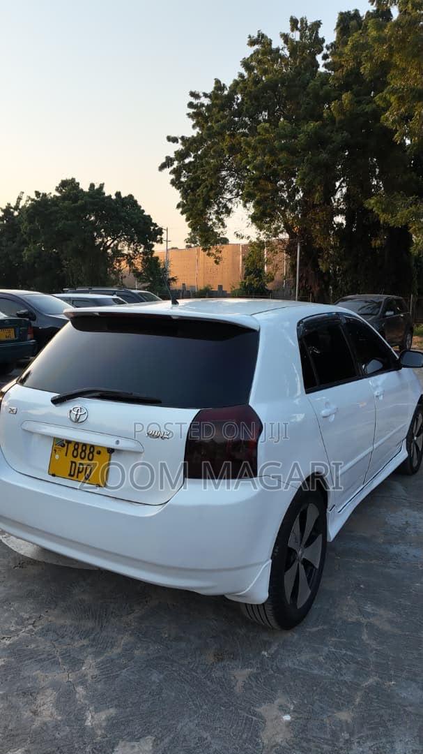 Toyota Corolla RunX 2003 White