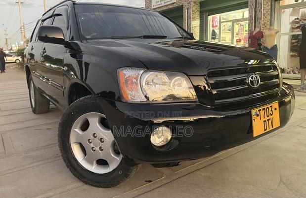 Toyota Kluger 2005 Black