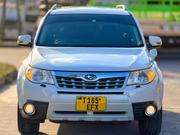 Subaru Forester 2012 White for sale