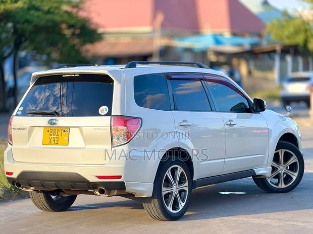 Subaru Forester 2012 White