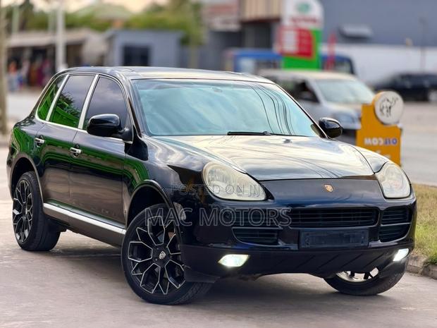 Porsche Cayenne 2007 Black