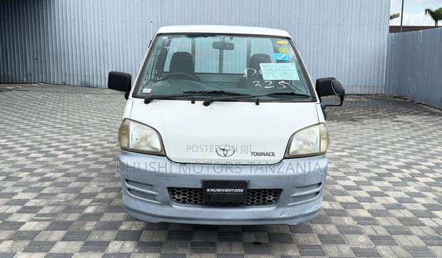 Toyota TownAce 2005 White