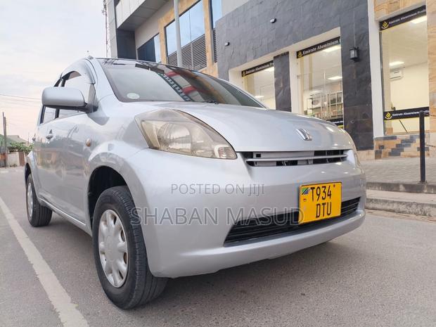 Toyota Passo 1.3 FWD 2005 Silver