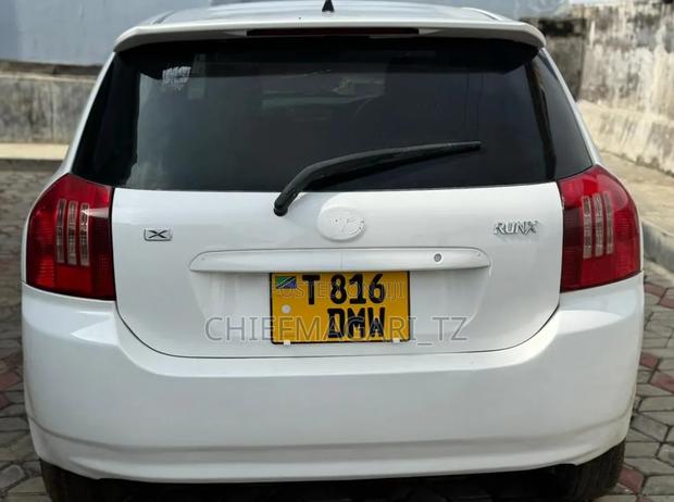 Toyota Corolla RunX 2005 Pearl