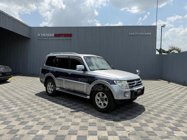 Mitsubishi Pajero 2007 Blue