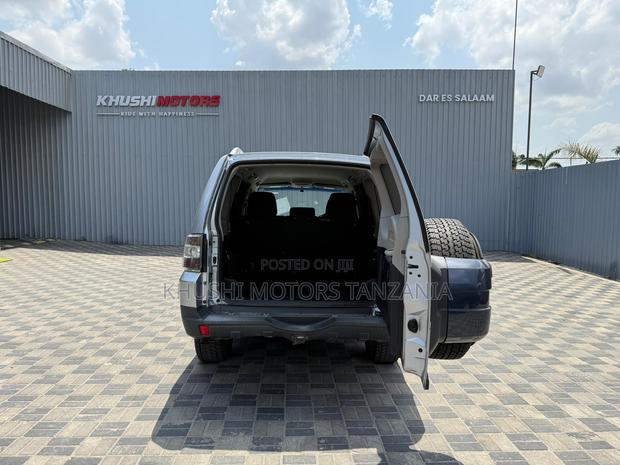 Mitsubishi Pajero 2007 Blue