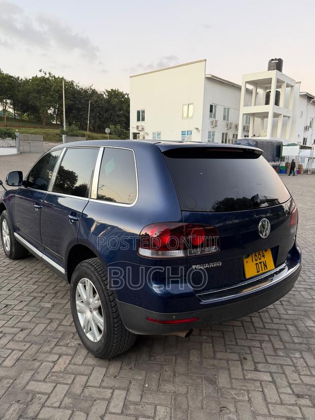 Volkswagen Touareg 2008 Blue