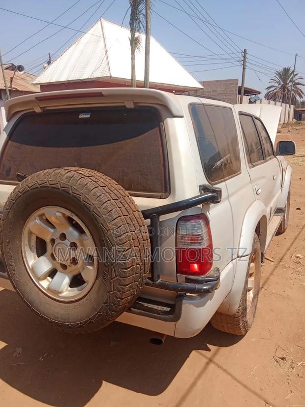 Toyota Hilux Surf 2005 Silver