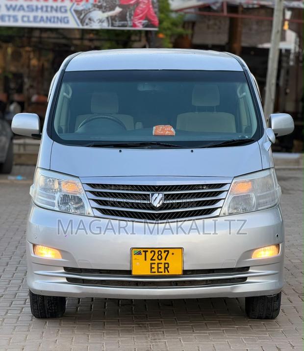 Toyota Alphard 2.4 Petrol AWD 2008 Silver