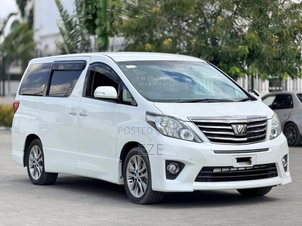 Toyota Alphard 2010 White