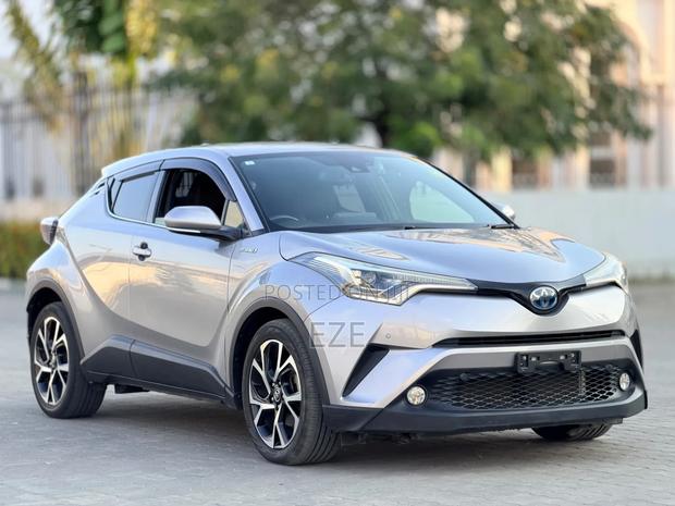 Toyota C-HR 2017 Silver