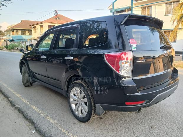 Subaru Forester 2011 Black