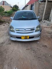 Toyota IST 2004 Silver for sale
