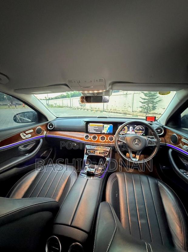 Mercedes-Benz E400 2017 Black