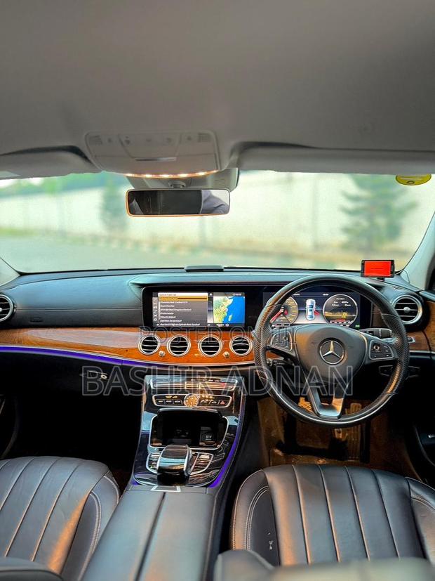 Mercedes-Benz E400 2017 Black